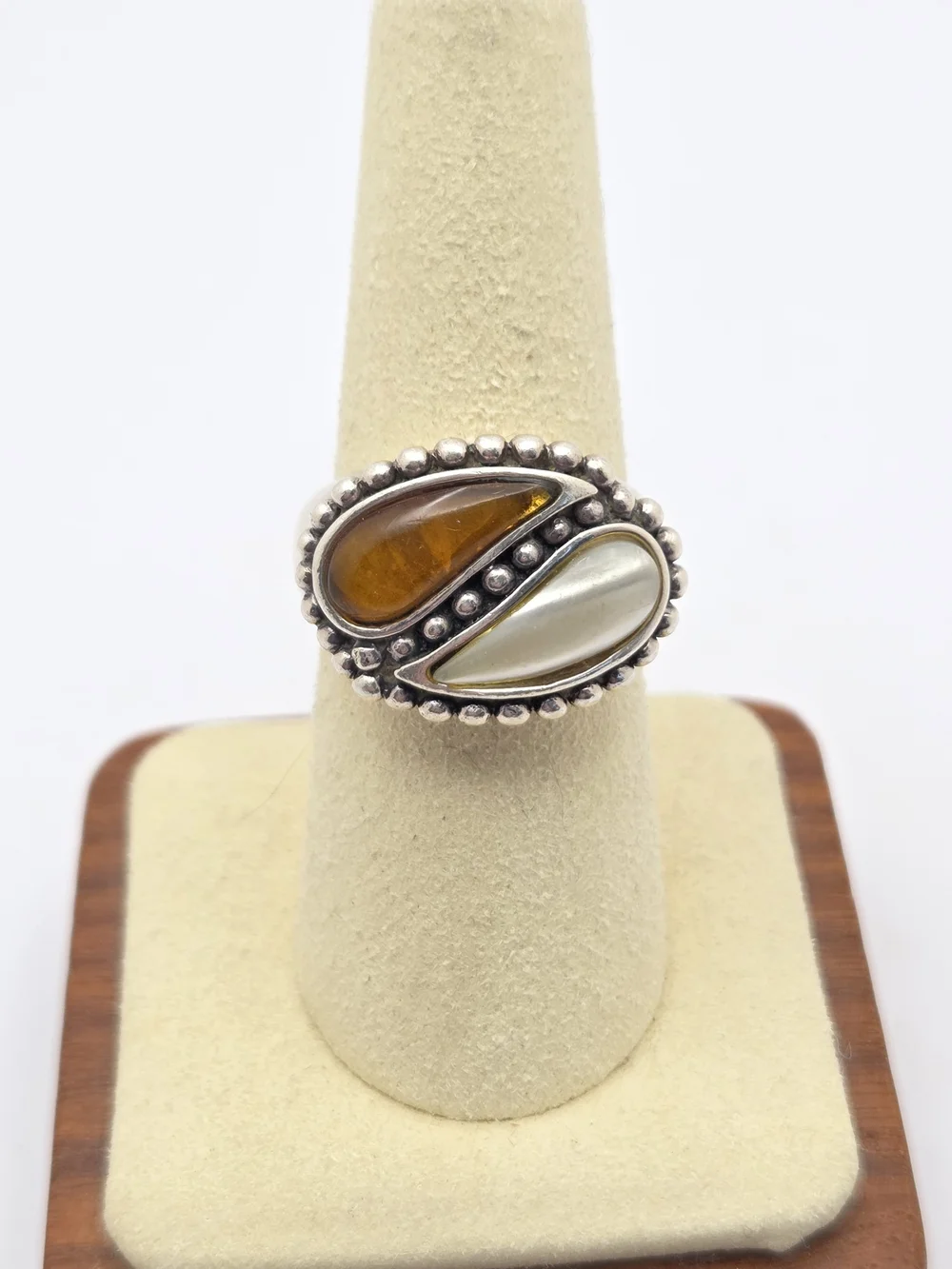 ​Boho Sterling Silver 925 Mother of Pearl & Amber Beaded Border Ring 8